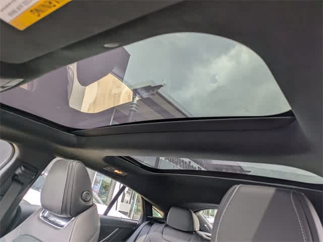 Thumbnail: 2026 Mercedes-Benz AMG GT - 19