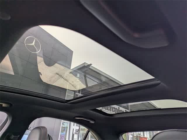 Thumbnail: 2025 Mercedes-Benz C-Class - 26