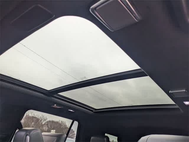 Thumbnail: 2021 Cadillac Escalade - 18