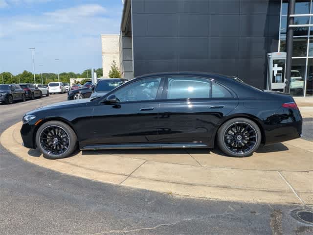 2025 Mercedes Benz S 580e 4MATIC photo 4