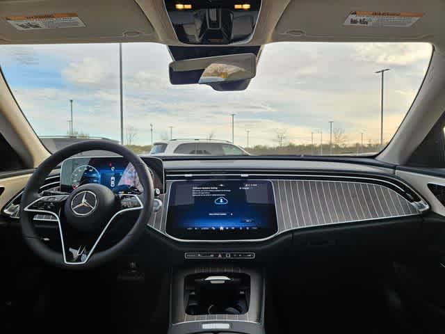 Thumbnail: 2026 Mercedes-Benz E-Class - 19