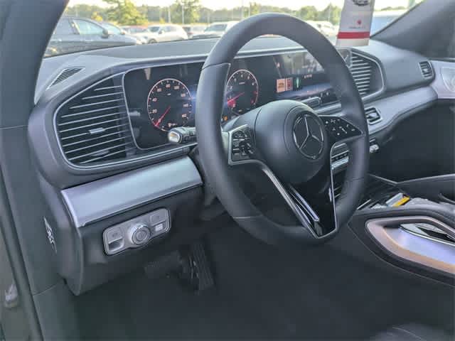 Thumbnail: 2025 Mercedes-Benz GLE - 9