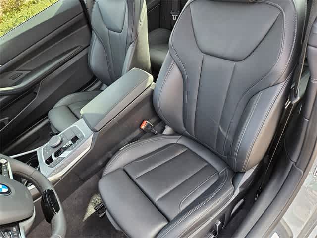 Thumbnail: 2026 BMW 4 Series - 15