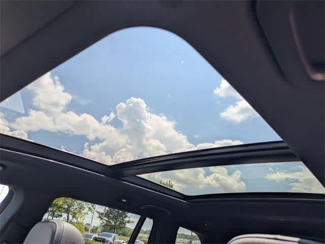 Thumbnail: 2025 Mercedes-Benz GLS - 18