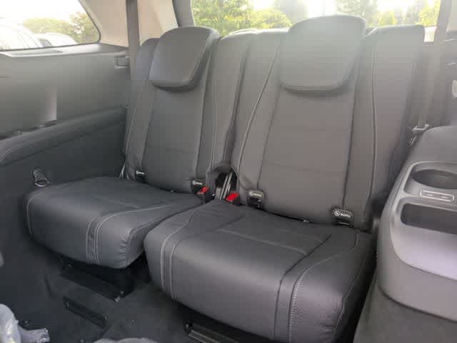 Thumbnail: 2026 Mercedes-Benz GLS - 19