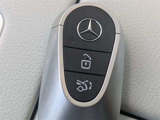 Thumbnail: 2025 Mercedes-Benz EQE - 35