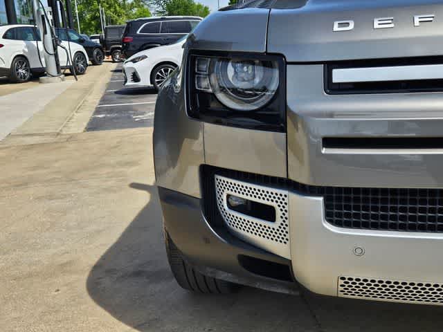 Thumbnail: 2025 Land Rover Defender - 11