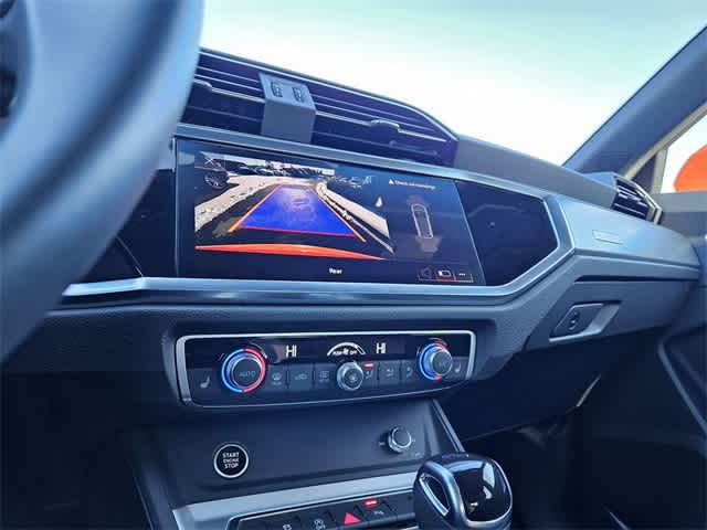 Thumbnail: 2025 Audi Q3 - 29