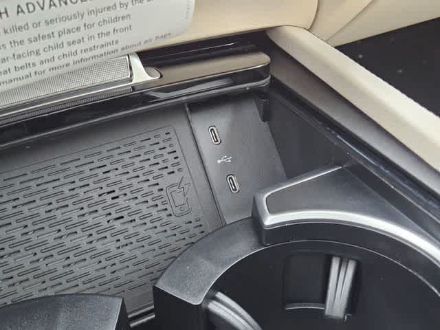 Thumbnail: 2026 Mercedes-Benz GLE - 33