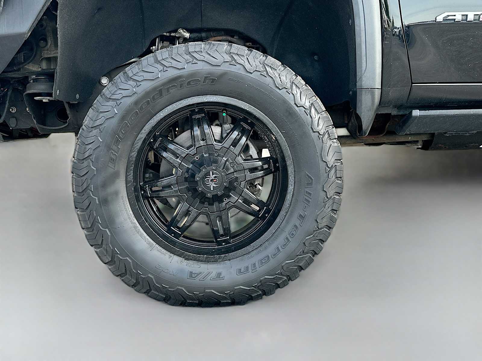 Thumbnail: 2020 GMC Sierra 2500 - 33
