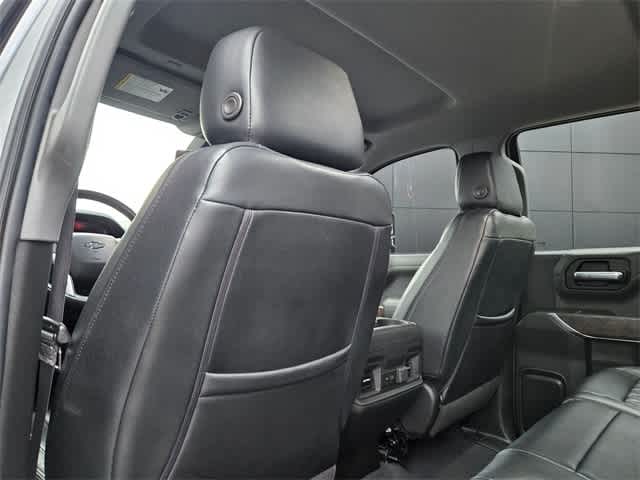 Thumbnail: 2022 Chevrolet Silverado 1500 - 17