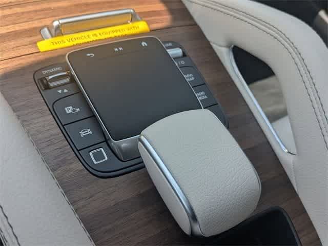 Thumbnail: 2025 Mercedes-Benz GLE - 25