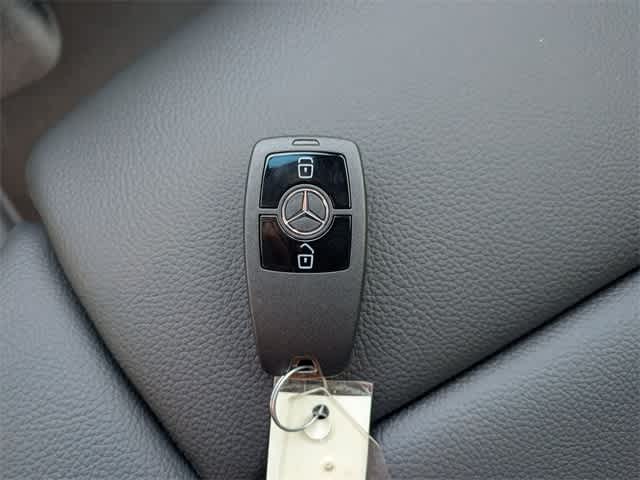 Thumbnail: 2025 Mercedes-Benz Sprinter - 33