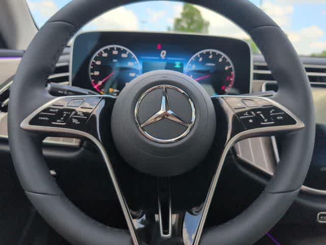 Thumbnail: 2026 Mercedes-Benz E-Class - 22