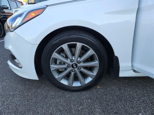 Thumbnail: 2017 Hyundai Sonata - 21