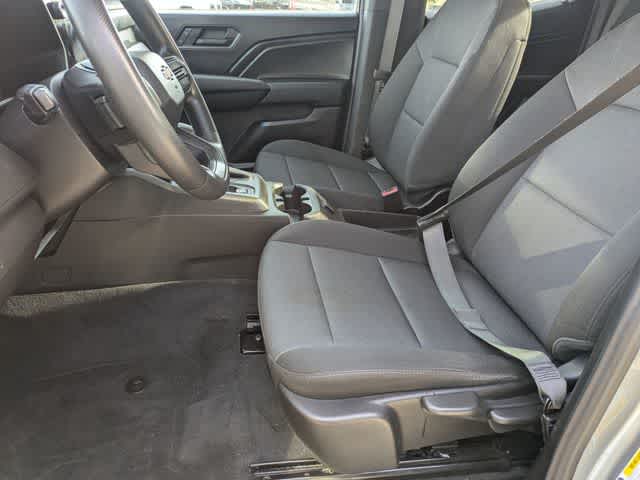 Thumbnail: 2024 Chevrolet Colorado - 15