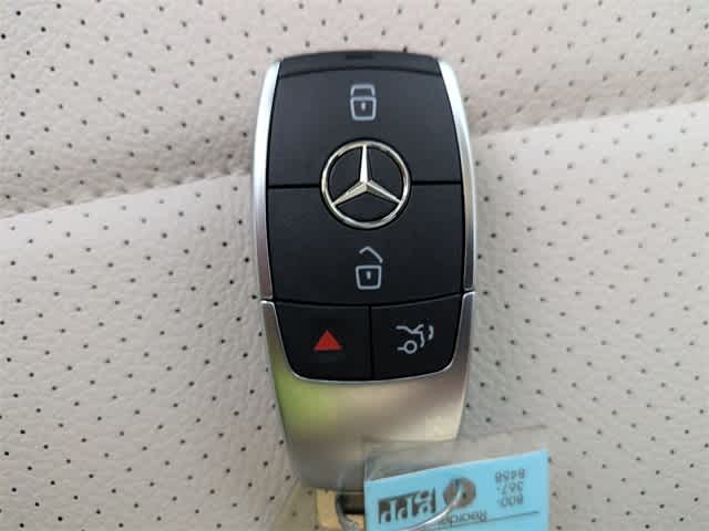 Thumbnail: 2026 Mercedes-Benz GLE - 36