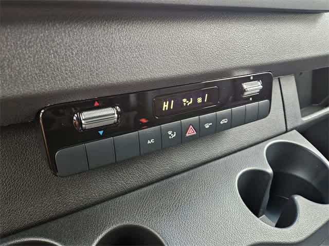 Thumbnail: 2026 Mercedes-Benz Sprinter - 27