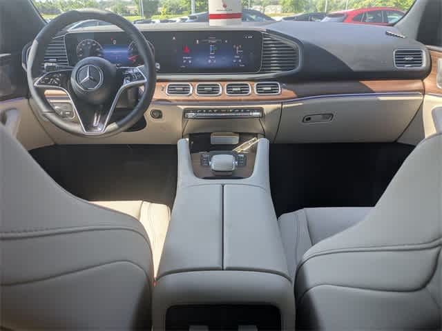 Thumbnail: 2025 Mercedes-Benz GLE - 14