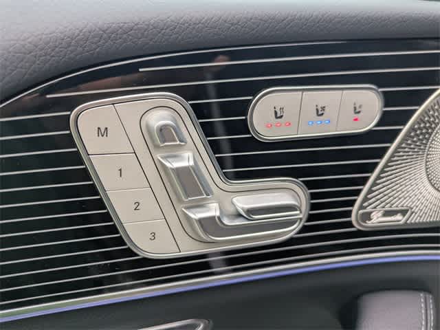 Thumbnail: 2026 Mercedes-Benz GLS - 17