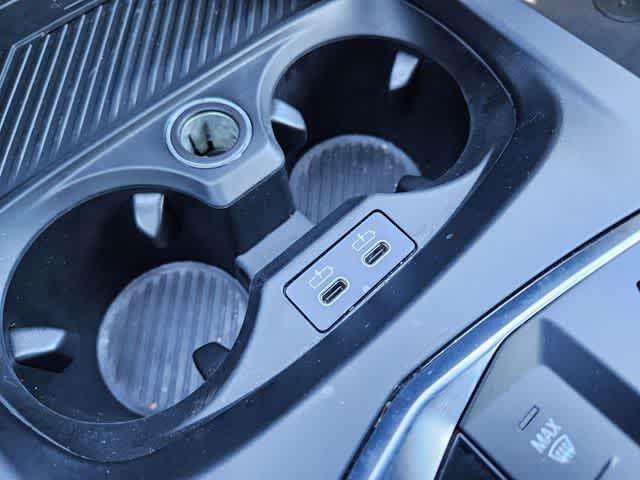 Thumbnail: 2025 BMW 2 Series - 32