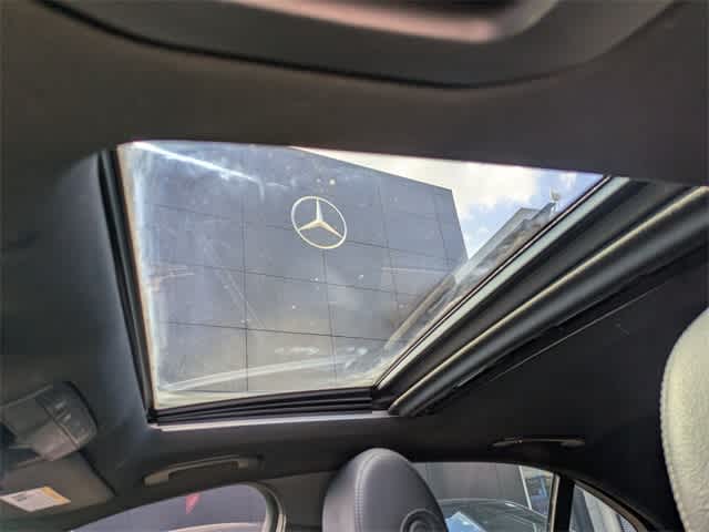 Thumbnail: 2021 Mercedes-Benz C-Class - 19
