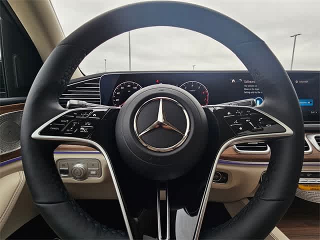 Thumbnail: 2026 Mercedes-Benz GLE - 24