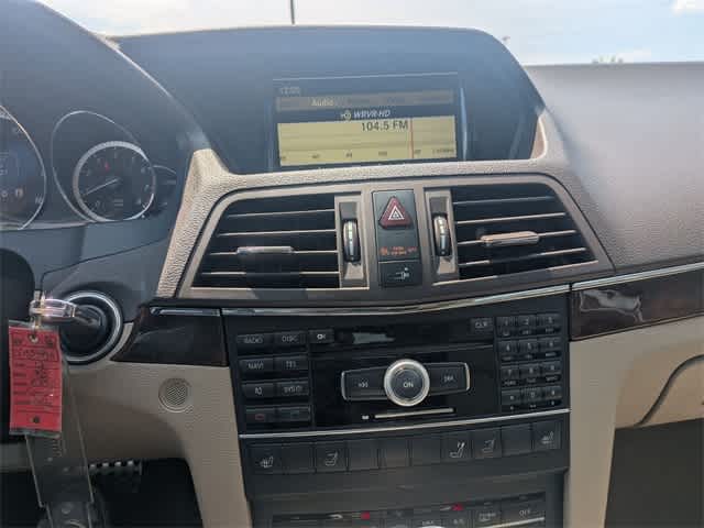 Thumbnail: 2012 Mercedes-Benz E-Class - 25