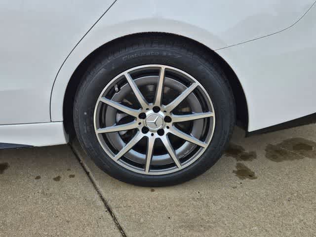 Thumbnail: 2023 Mercedes-Benz C-Class - 14