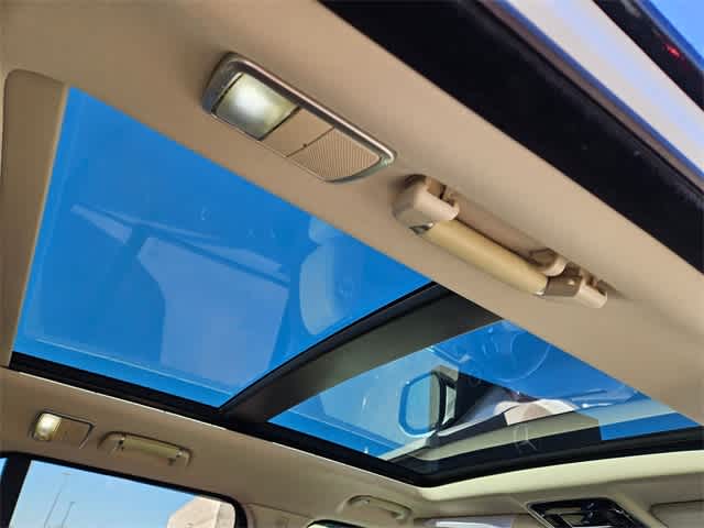 Thumbnail: 2016 Land Rover Range Rover - 22