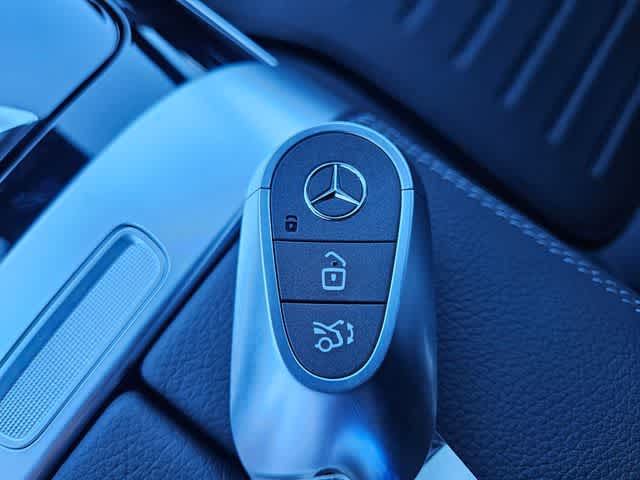 Thumbnail: 2026 Mercedes-Benz GLC - 31