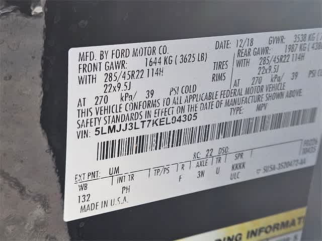 Thumbnail: 2019 Lincoln Navigator L - 38