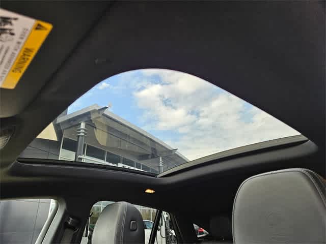 Thumbnail: 2025 Mercedes-Benz GLE - 17