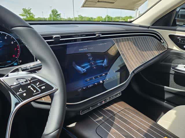 Thumbnail: 2026 Mercedes-Benz E-Class - 27