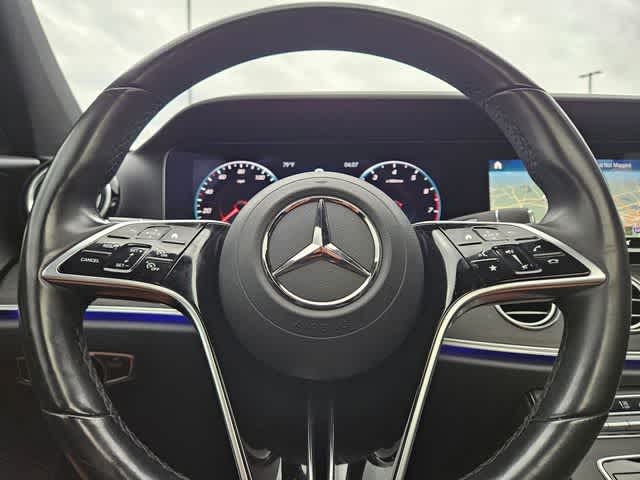 Thumbnail: 2022 Mercedes-Benz E-Class - 23