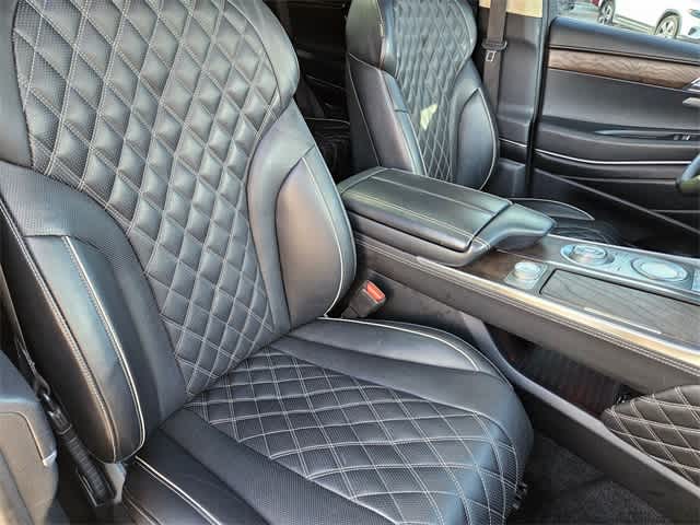 Thumbnail: 2021 Genesis GV80 - 21