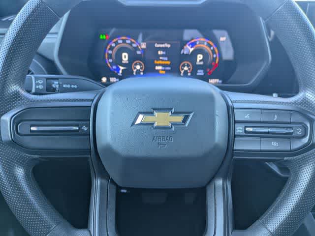 Thumbnail: 2024 Chevrolet Colorado - 20