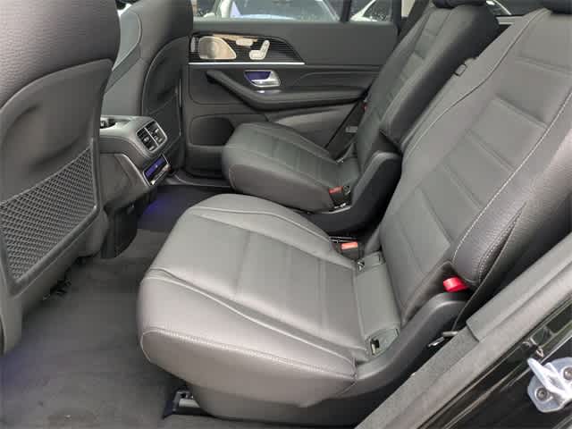 Thumbnail: 2026 Mercedes-Benz GLS - 20