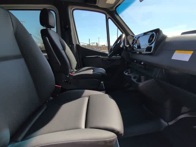 Thumbnail: 2026 Mercedes-Benz Sprinter - 20