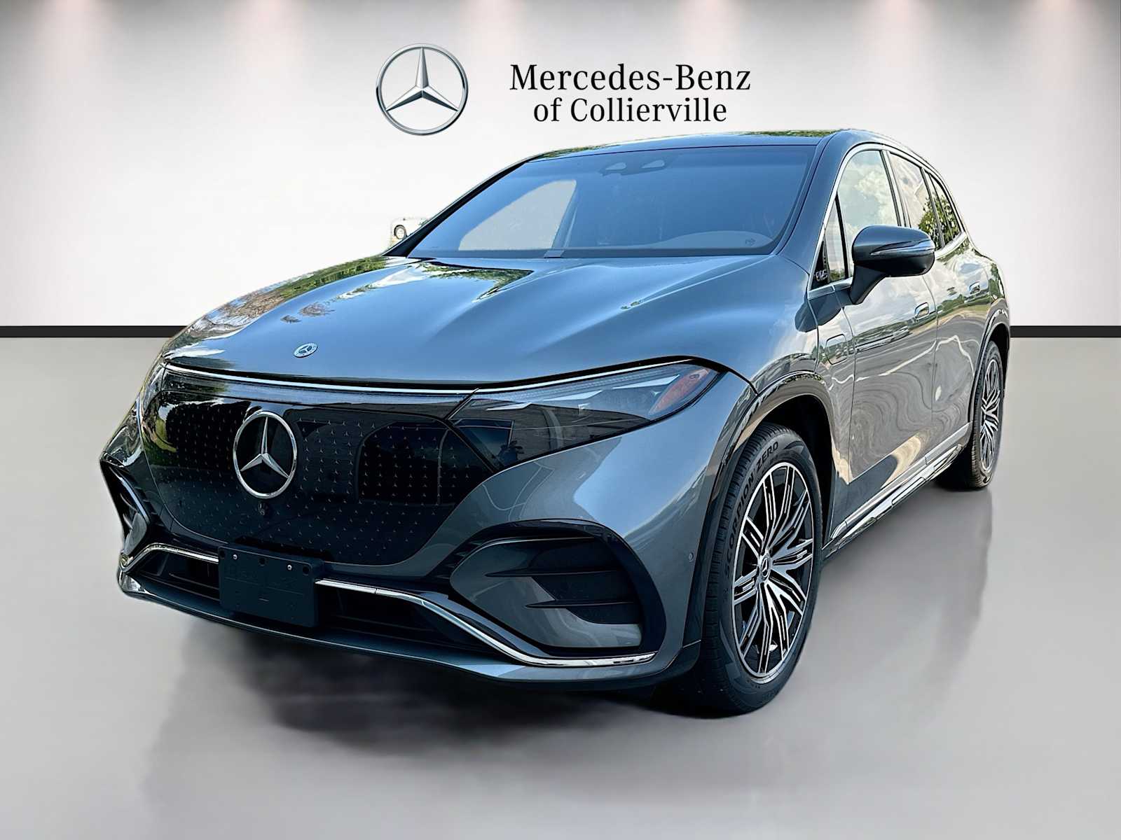 2023 Mercedes-Benz EQS SUV EQS 580 4MATIC's photo