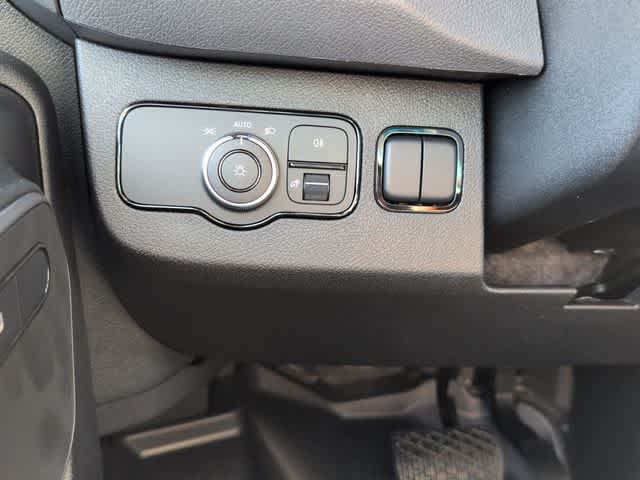 Thumbnail: 2026 Mercedes-Benz Sprinter - 25