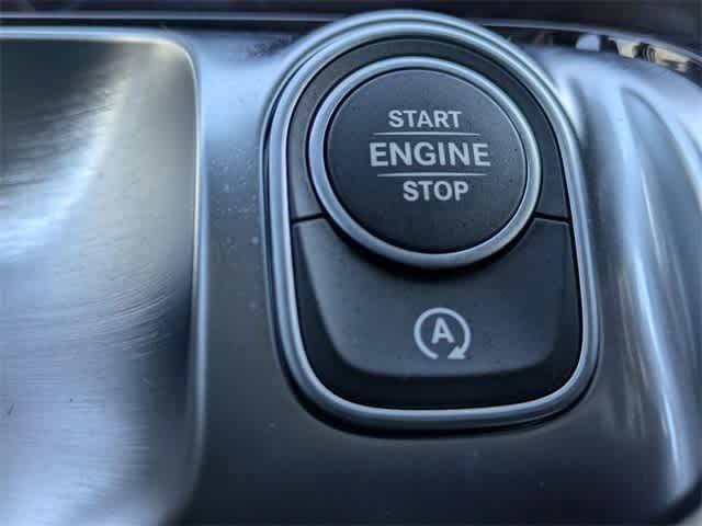 Thumbnail: 2025 Mercedes-Benz GLB - 25