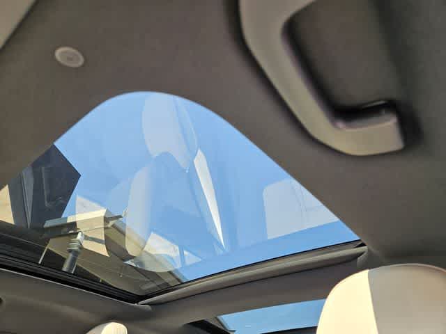 Thumbnail: 2026 Mercedes-Benz C-Class - 15