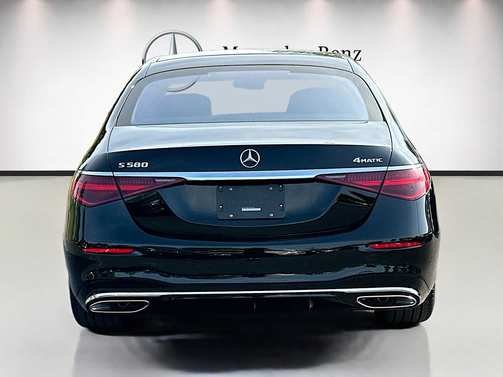 Thumbnail: 2026 Mercedes-Benz S-Class - 6