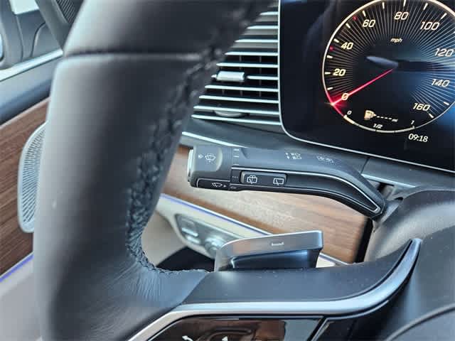 Thumbnail: 2026 Mercedes-Benz GLE - 26