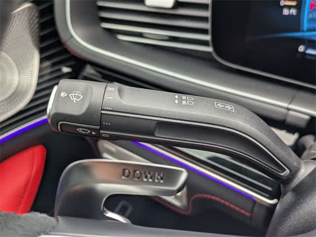 Thumbnail: 2026 Mercedes-Benz GLE - 26