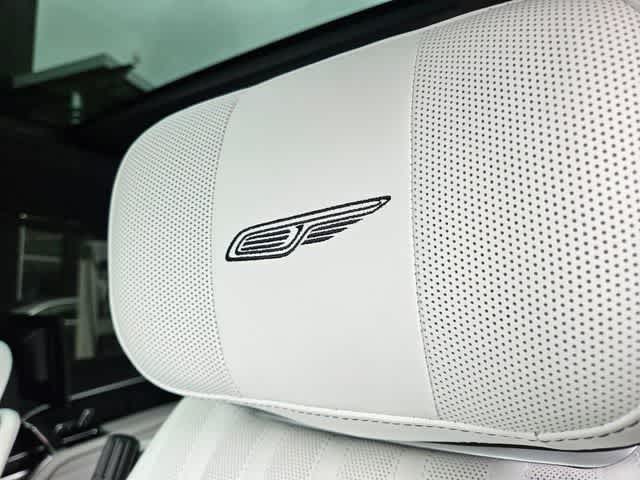 Thumbnail: 2025 Land Rover Range Rover - 16