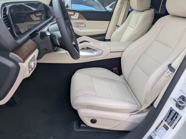 Thumbnail: 2026 Mercedes-Benz GLE - 15