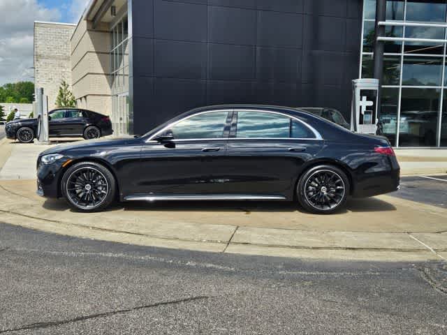 Thumbnail: 2026 Mercedes-Benz S-Class - 5