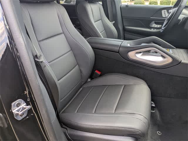 Thumbnail: 2025 Mercedes-Benz GLS - 22